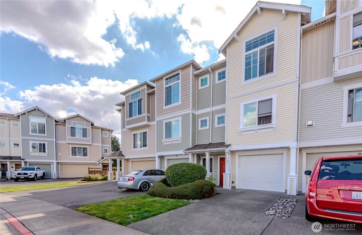 Property Photo:  3451  52nd Avenue Ct E  WA 98424 