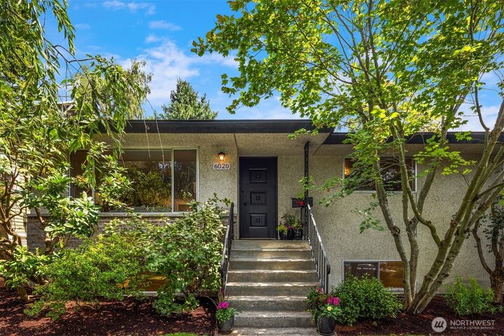 6020  27th Avenue NE  Seattle WA 98115 photo