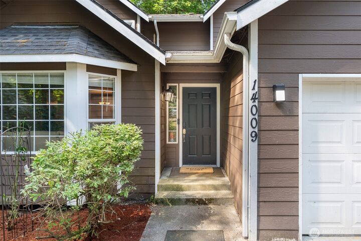 Property Photo:  14009  311th Avenue NE  WA 98019 