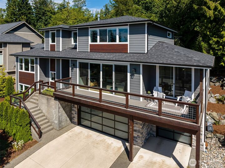 921  Whitewater Drive  Bellingham WA 98229 photo