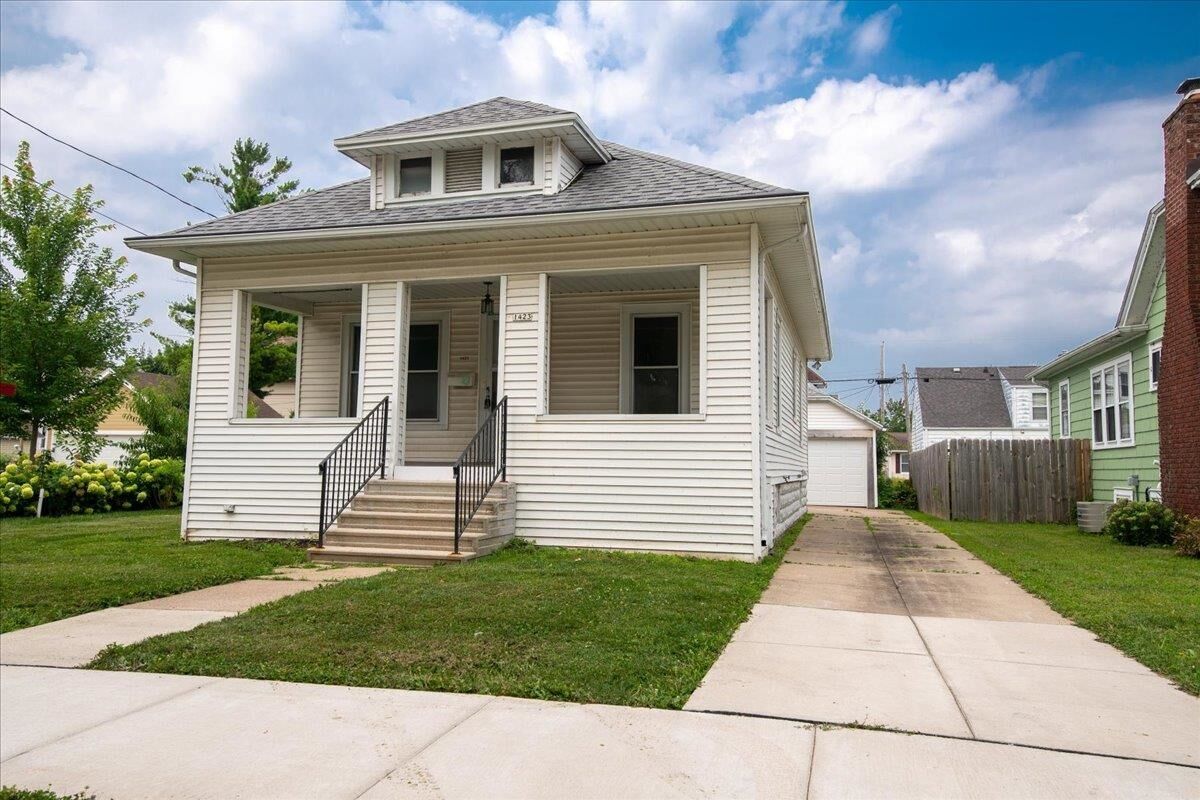 Property Photo: 1423 Wisconsin Street WI 54901