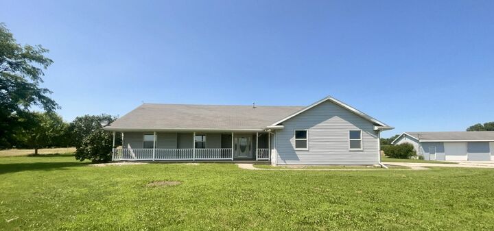 N4926 Advent Road  De Pere WI 54115-8462 photo
