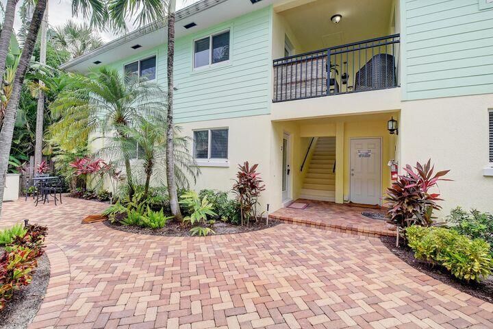 Property Photo: 49 SE 7th Avenue 4 FL 33445