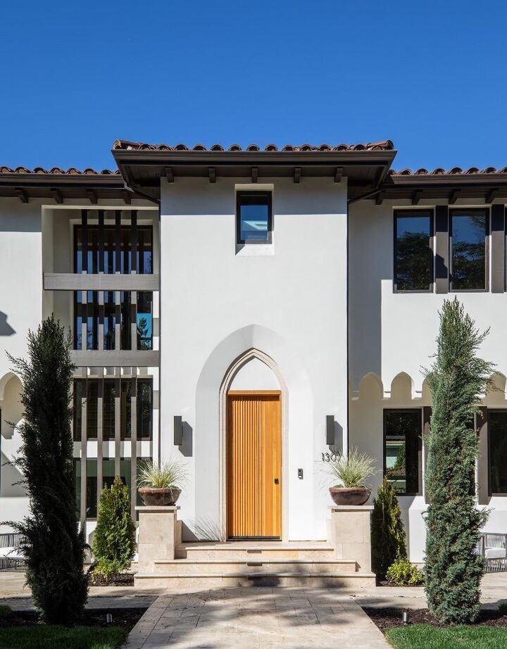 Property Photo: 1307 University Avenue CA 94301