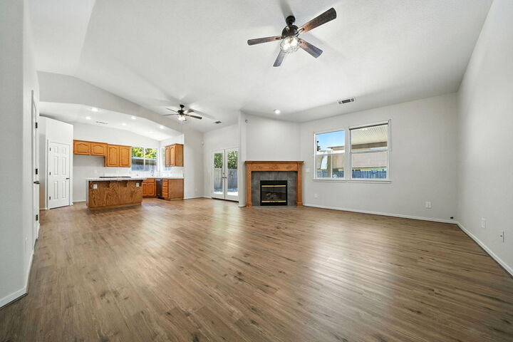 Property Photo: 3306 Lawrence Road CA 96002