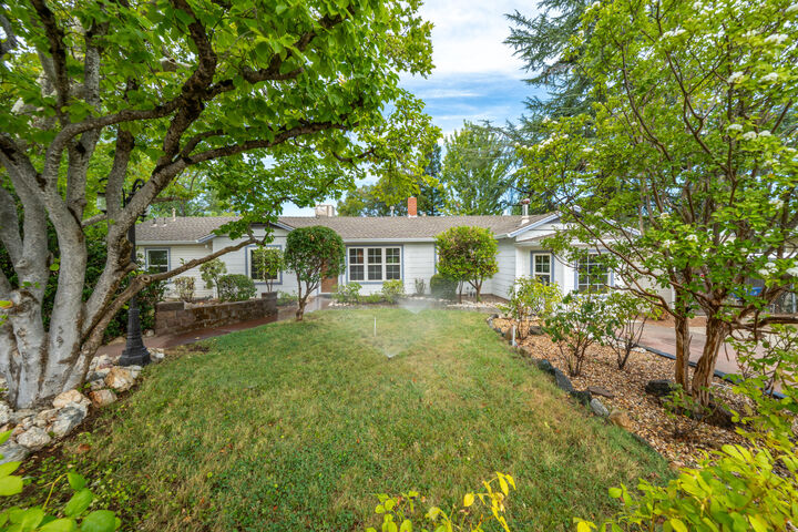 3500 Longview Avenue  Redding CA 96001 photo