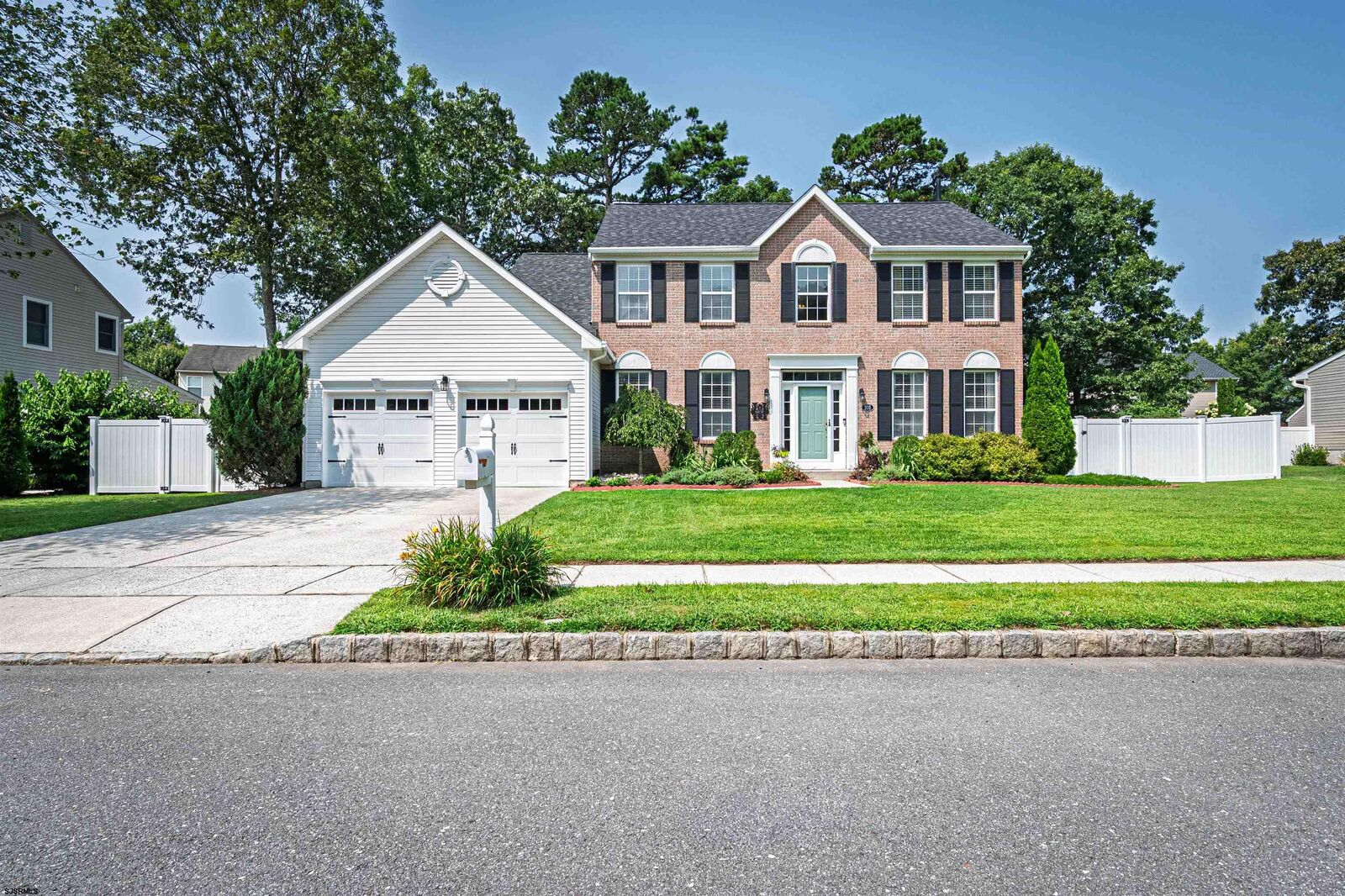 Property Photo: 203 Tallowwood Dr NJ 08234
