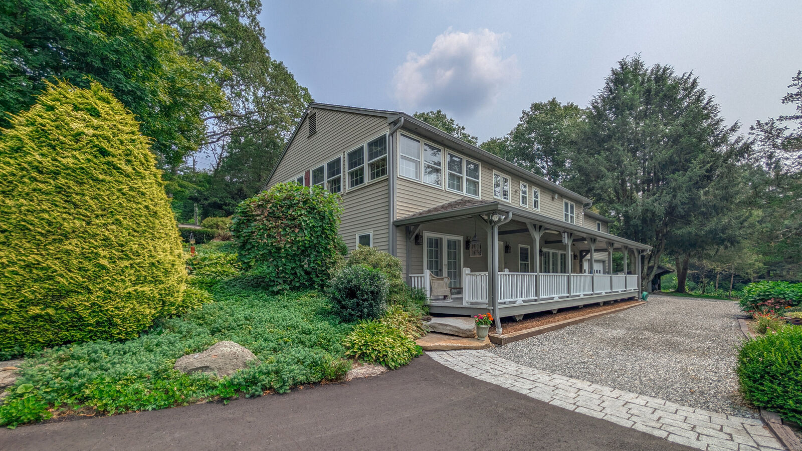 Property Photo: 1748 Kettletown Road CT 06488