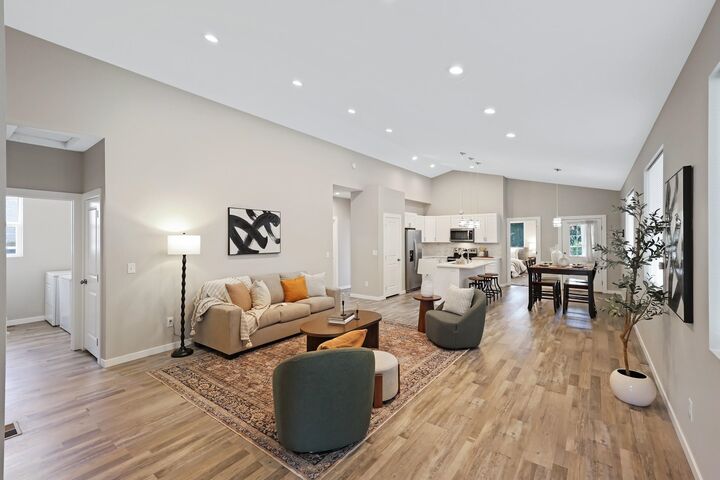 Property Photo:  723 S Hatch St  WA 99202 