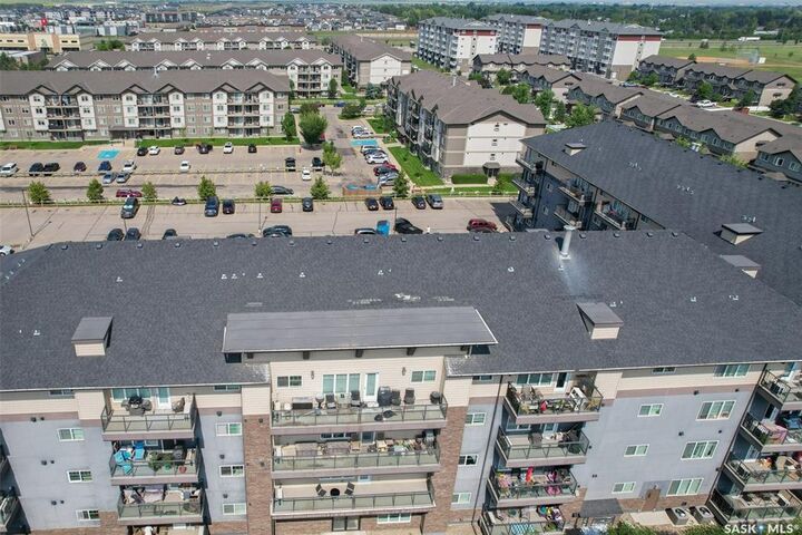 706 Hart Road 206  Saskatoon SK S7M 4L5 photo