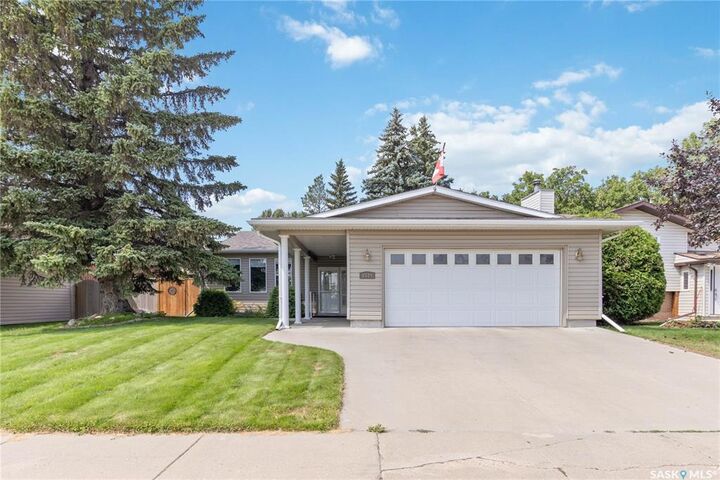 1534 McKercher Drive  Saskatoon SK S7H 5E1 photo