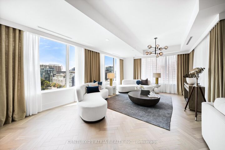 Property Photo: 455 Wellington Street W 810 ON M5J 2R2