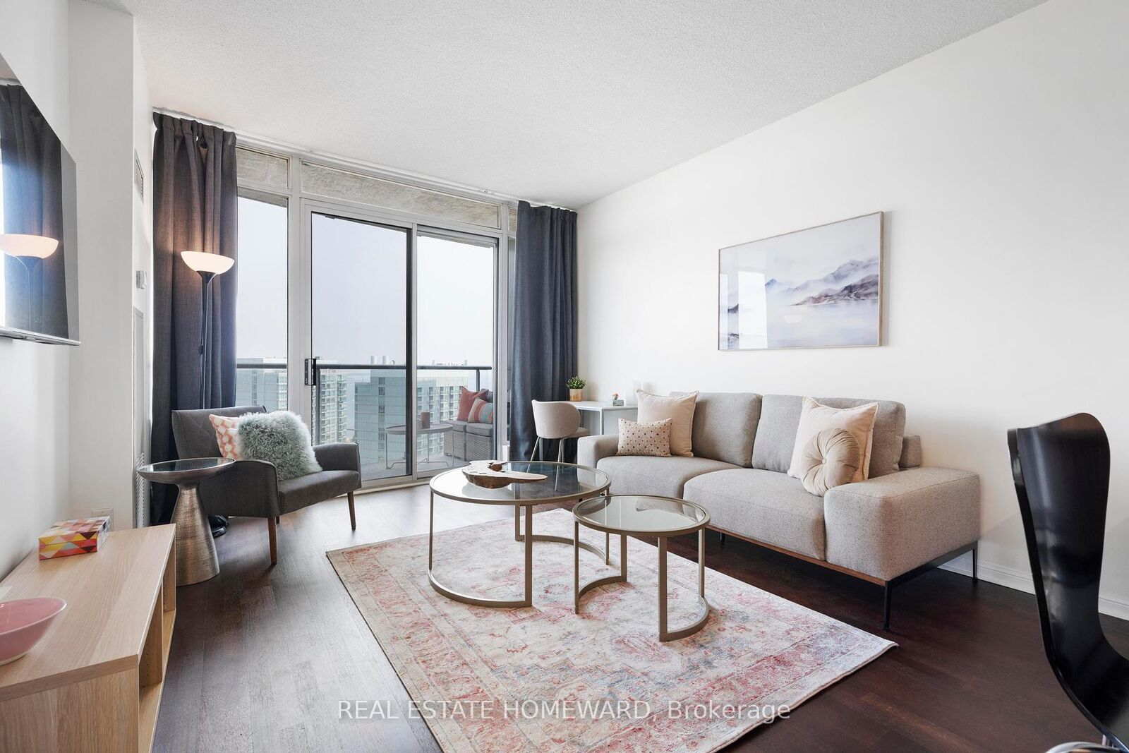 Property Photo: 15 Windermere Avenue 2107 ON M6S 5A2