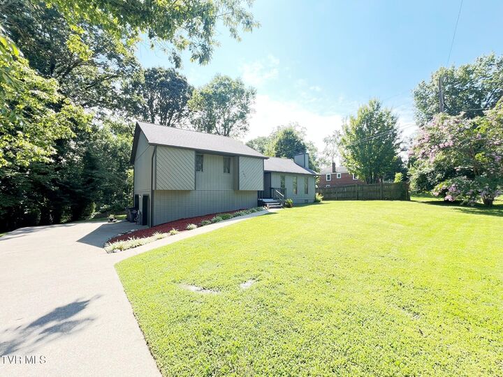 Property Photo: 4061 Black Oak Drive TN 37660