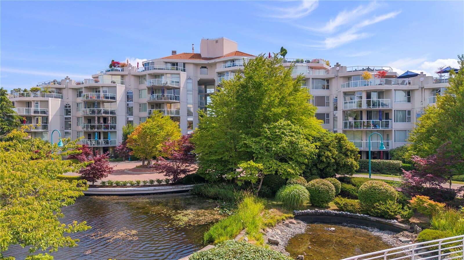 Property Photo: 158 Promenade Dr 502 BC V9R 6M7