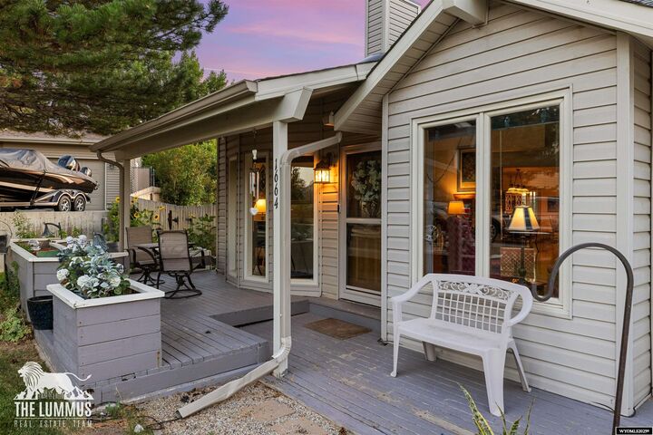 Property Photo: 1664 Begonia WY 82604