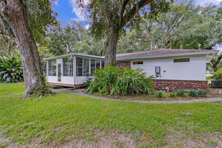 Property Photo:  2441 Amelia Road  FL 32034 