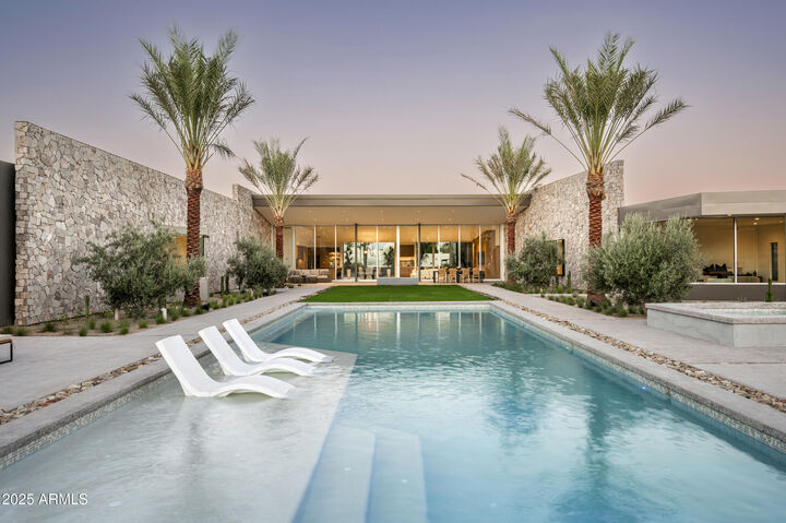 5120 N Casa Blanca Drive  Paradise Valley AZ 85253 photo