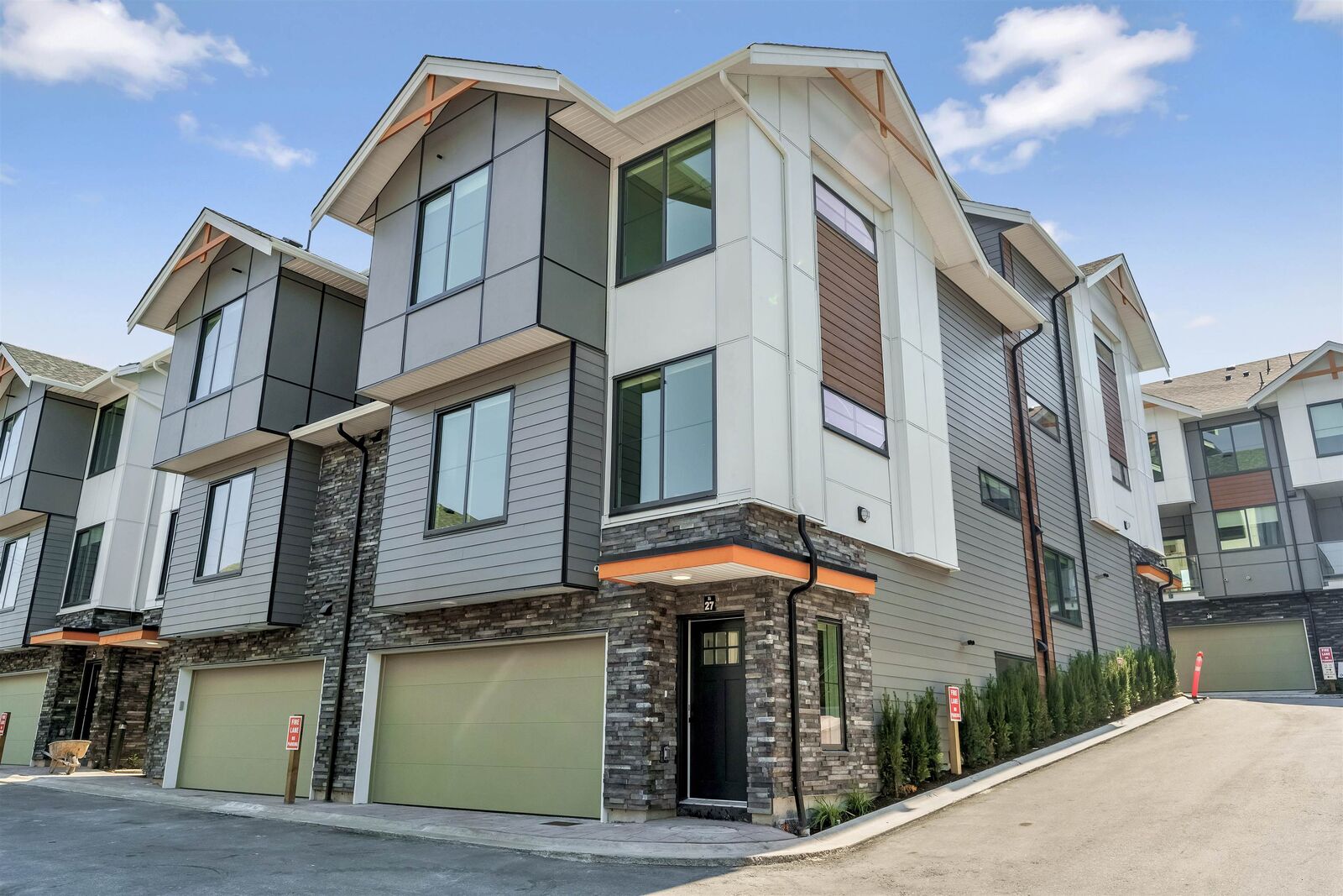 Property Photo:  6035 141 Street 23  BC V3X 0L6 