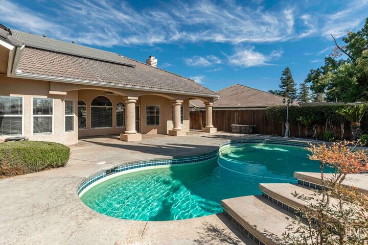 Property Photo: 11224 Bright Water Way CA 93311