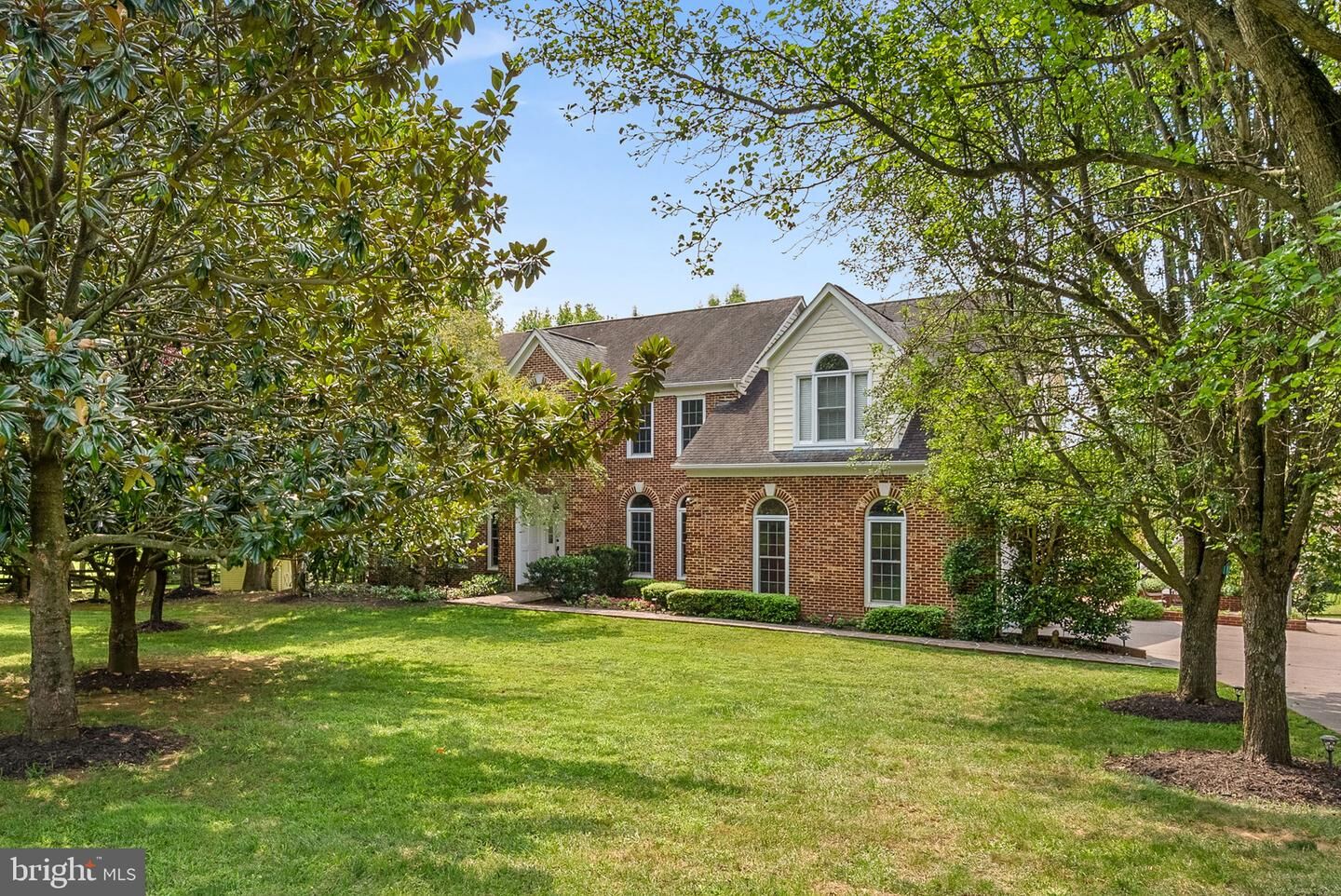 Property Photo:  15700 Trapshire Court  VA 20197 