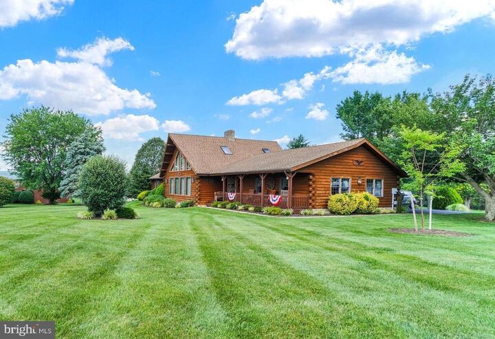 Property Photo:  695 Freysville Road  PA 17406 