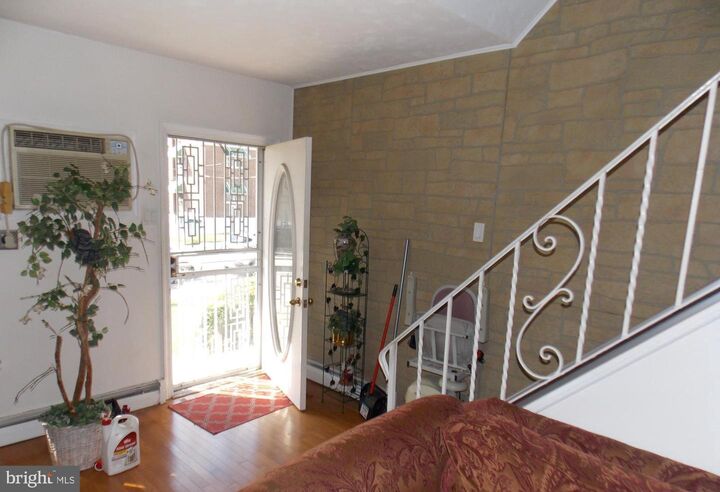 Property Photo:  2012 W 6th Street  PA 19013 