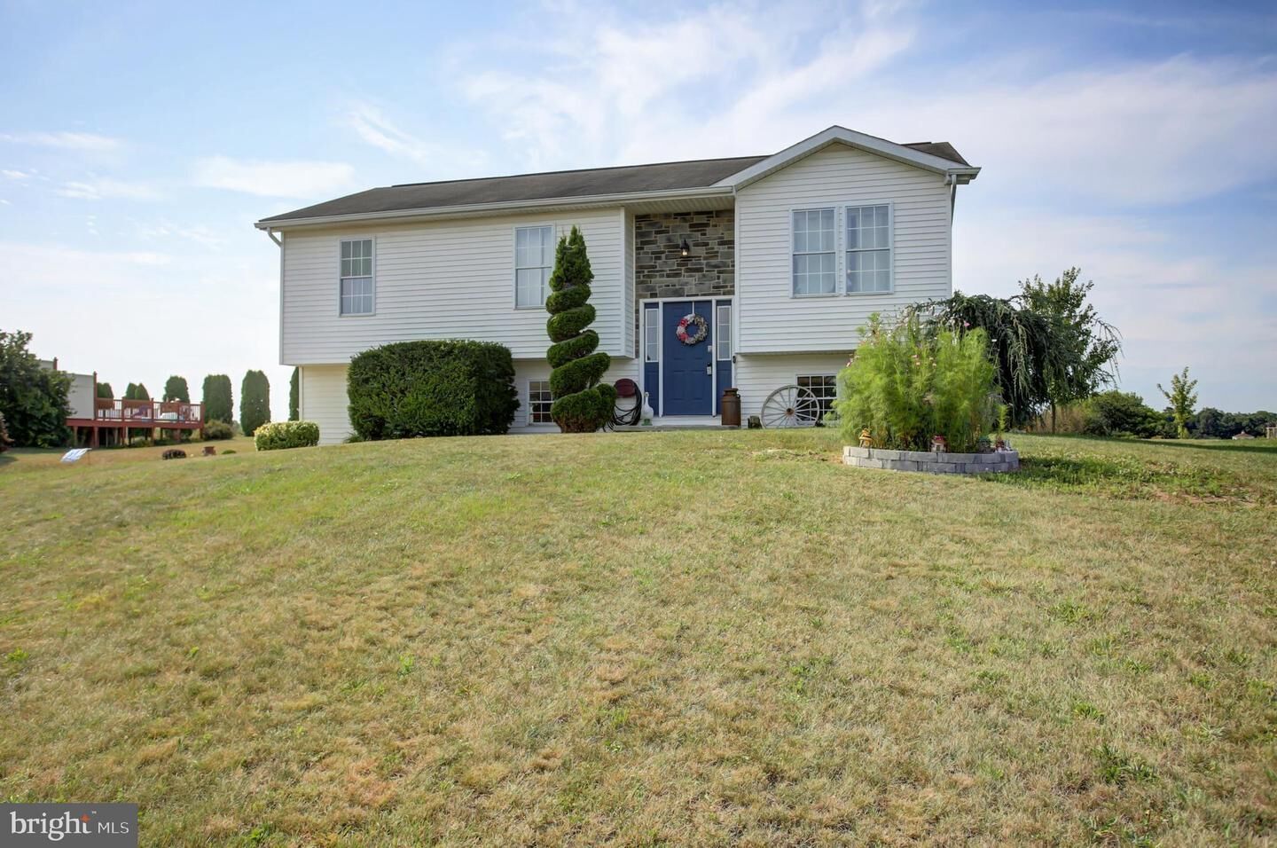 Property Photo: 1282 Courtney Drive PA 17201