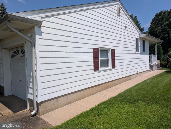 Property Photo: 6 Alton Road NJ 08619