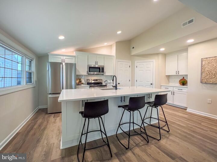 Property Photo: 2869 Windsor Drive PA 19020