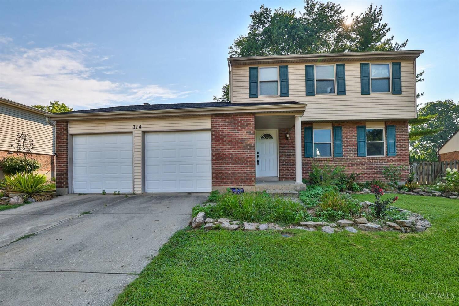 Property Photo:  314 Country View Drive  OH 45030 