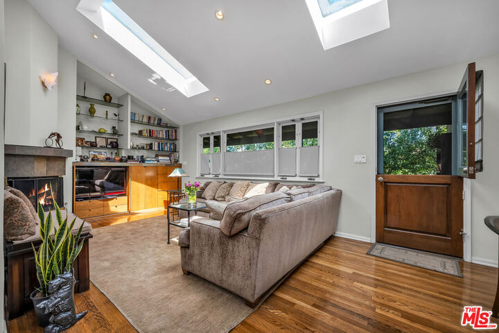 Property Photo: 3275 Dos Palos Dr CA 90068