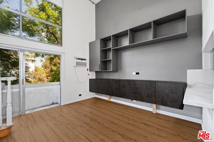 Property Photo: 1440 Veteran Ave CA 90024