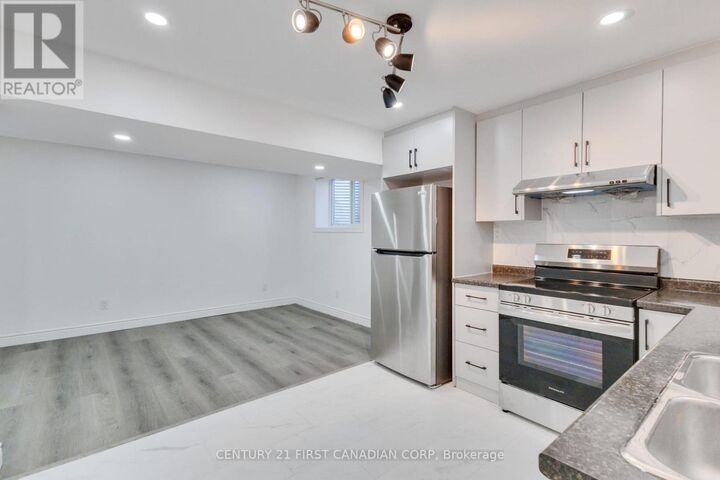 Property Photo: 2043 Cedarpark Drive Unit Lower ON N5X 0N2