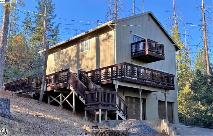 18537 N Dome Ct  Groveland CA 95321 photo