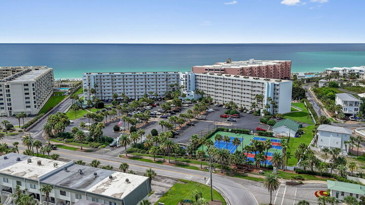 Property Photo: 502 Gulf Shore Drive 210 FL 32541