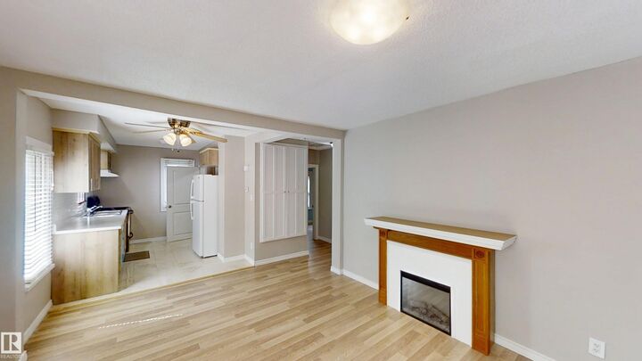 Photo de la propriété: 11230 84 Street NW AB T5B 3A9