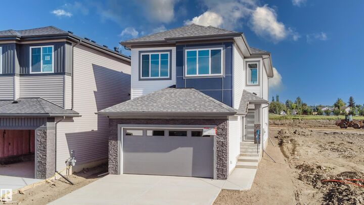 Property Photo: 35 Meadowgrove Lane AB T7X 0W2