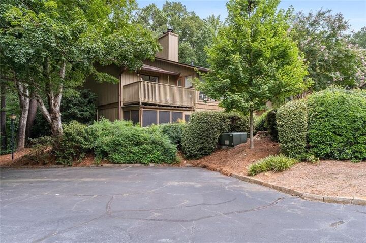 Property Photo:  1004 Dunbar Drive  GA 30338 