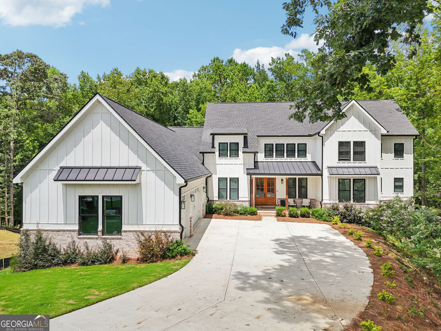 Property Photo: 2131 May Court GA 30549