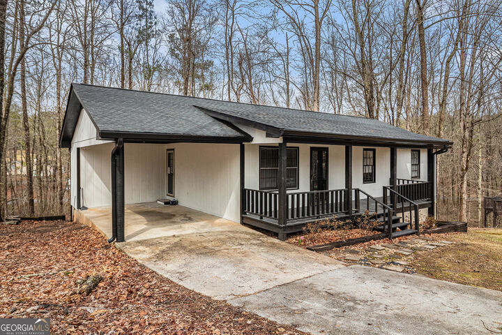 Property Photo:  1436 Heritage Court  GA 30180 
