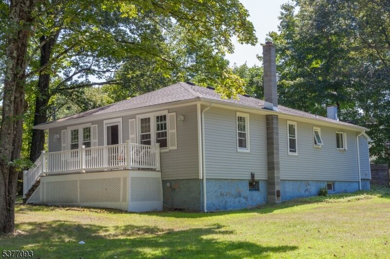 Property Photo:  32 Mountain Rd  NJ 07843 