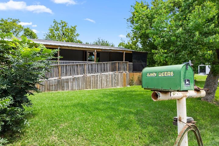 Property Photo:  130 Foster Street  TX 77520 