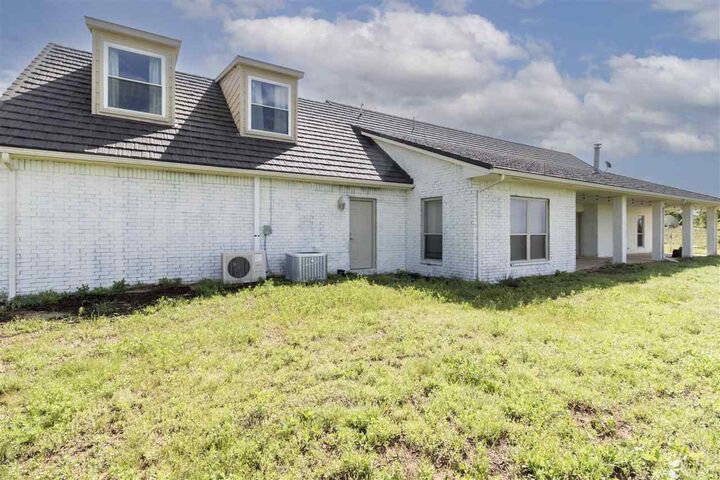 Property Photo: 13403 NE 225th St OK 73541