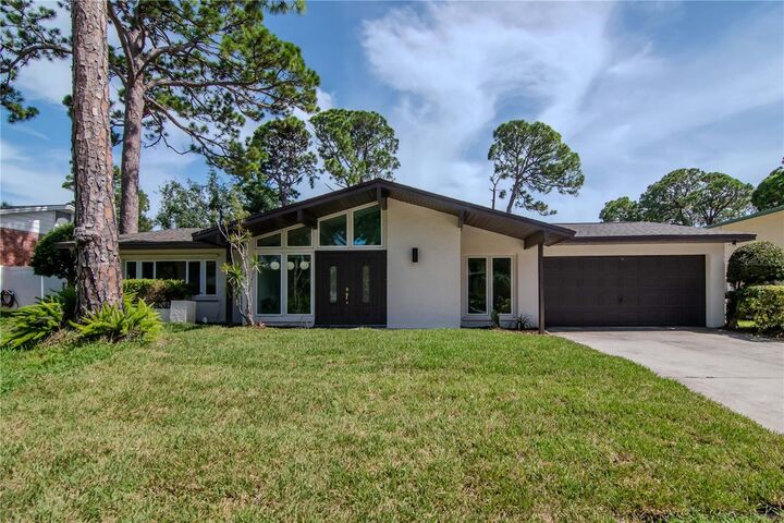 Property Photo:  14212 84th Terrace  FL 33776 
