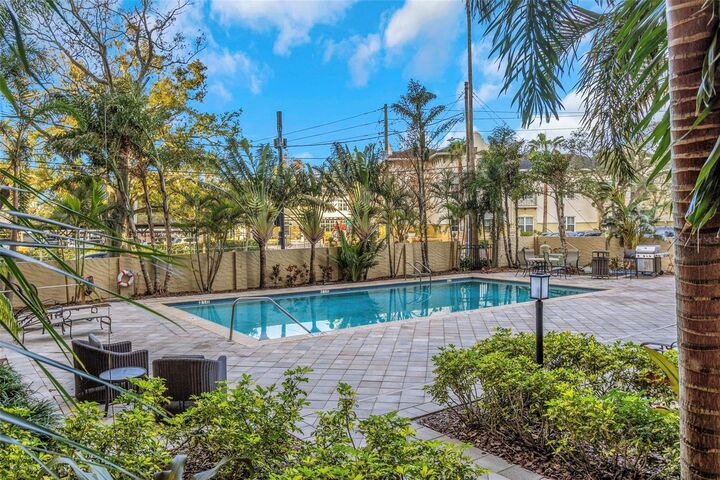 Property Photo:  2109 Bayshore Boulevard 609  FL 33606 