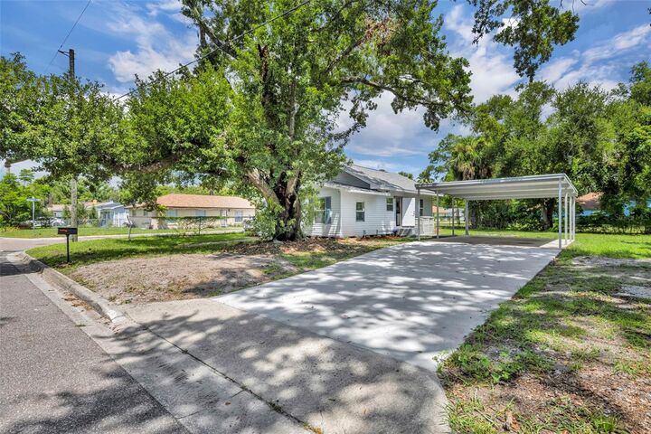Property Photo: 345 Eaton Street FL 32751