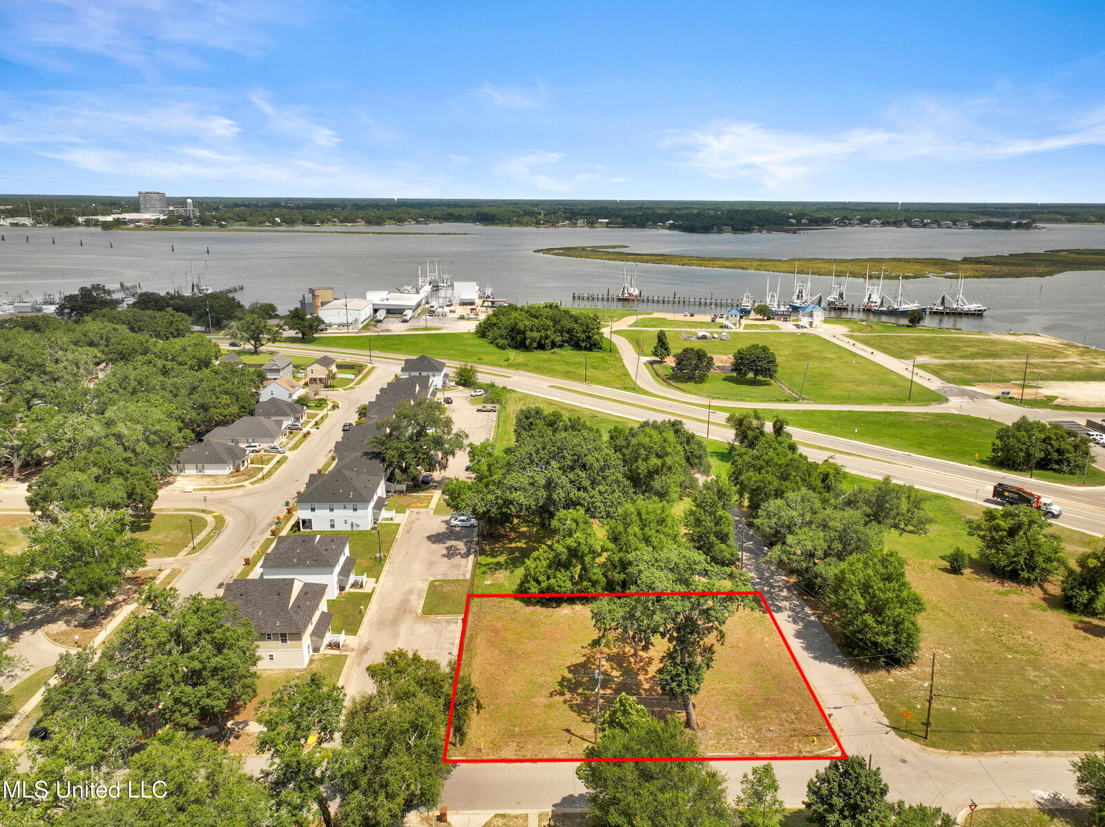 Property Photo: 427 Heidenheim Avenue MS 39530