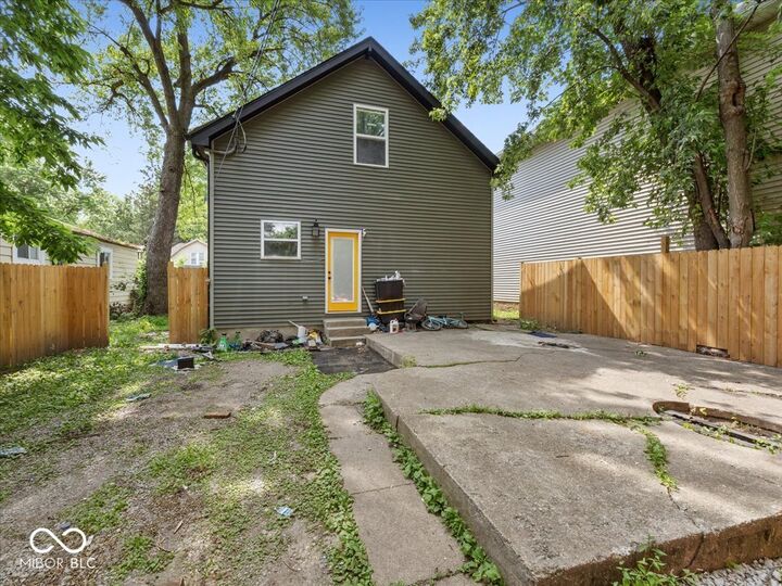 Property Photo:  955 N Belleview Place  IN 46222 