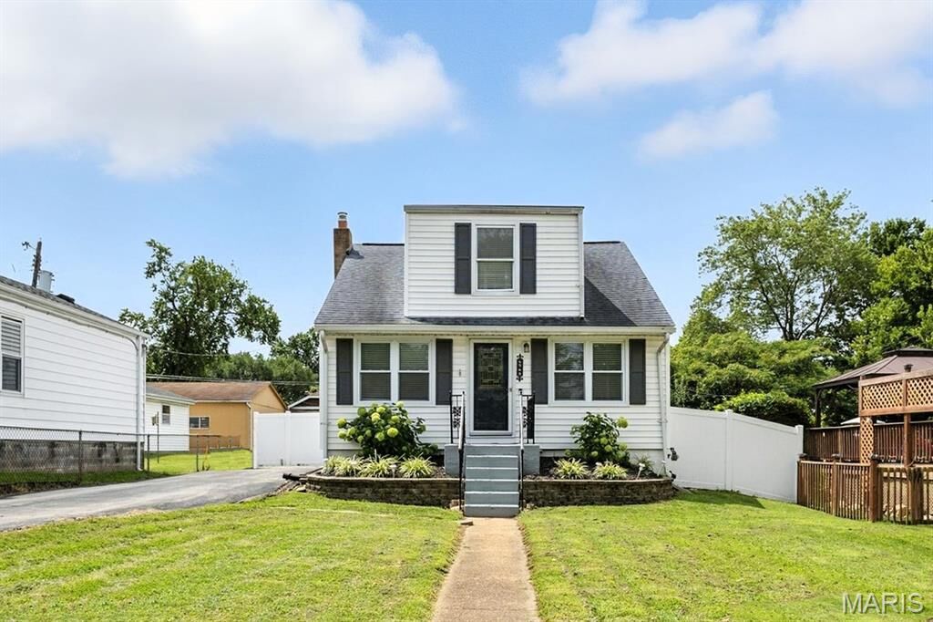 Property Photo: 6968 Winona Avenue MO 63109